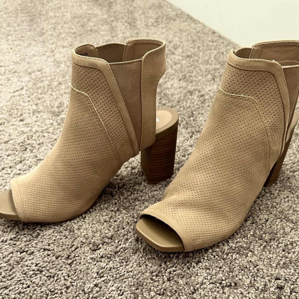 MIA CLOGS